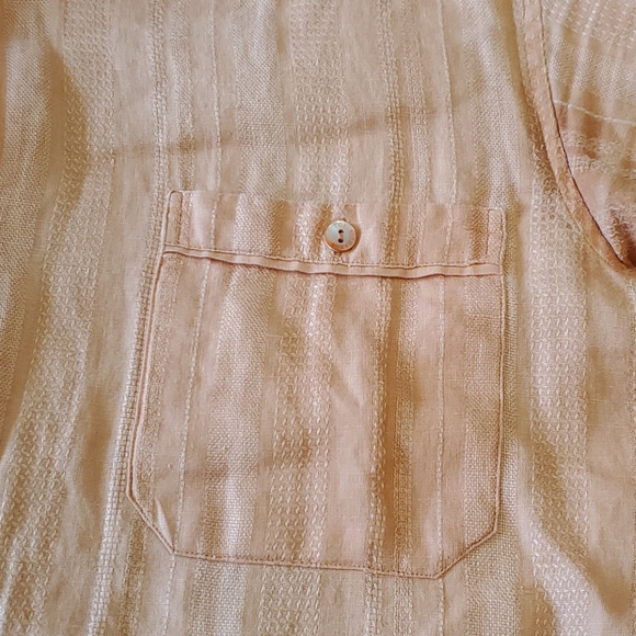 Linen button down - Picture 3 of 10